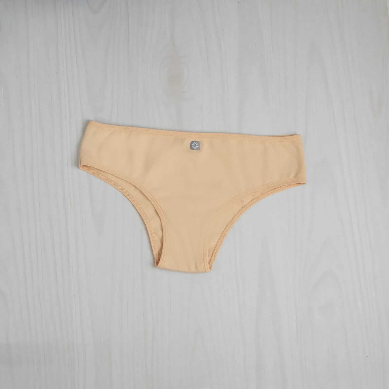 Bombacha de lycra de algodón, color beige claro