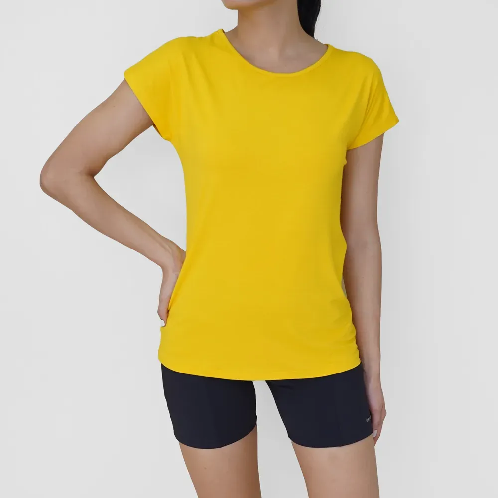 Remera de viscosa, color amarillo oscuro