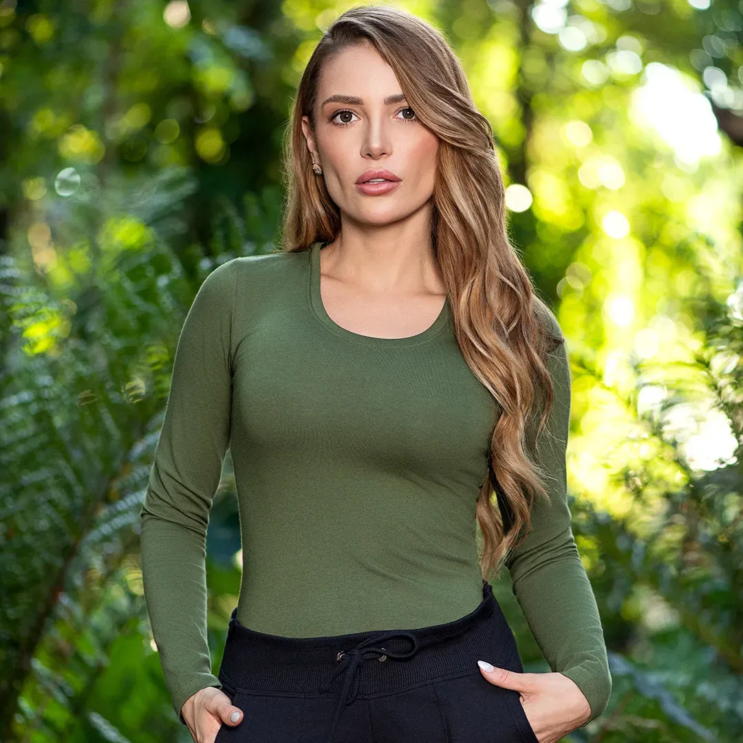 Remera mangas largas de lycra de algodón, color verde musgo oscuro